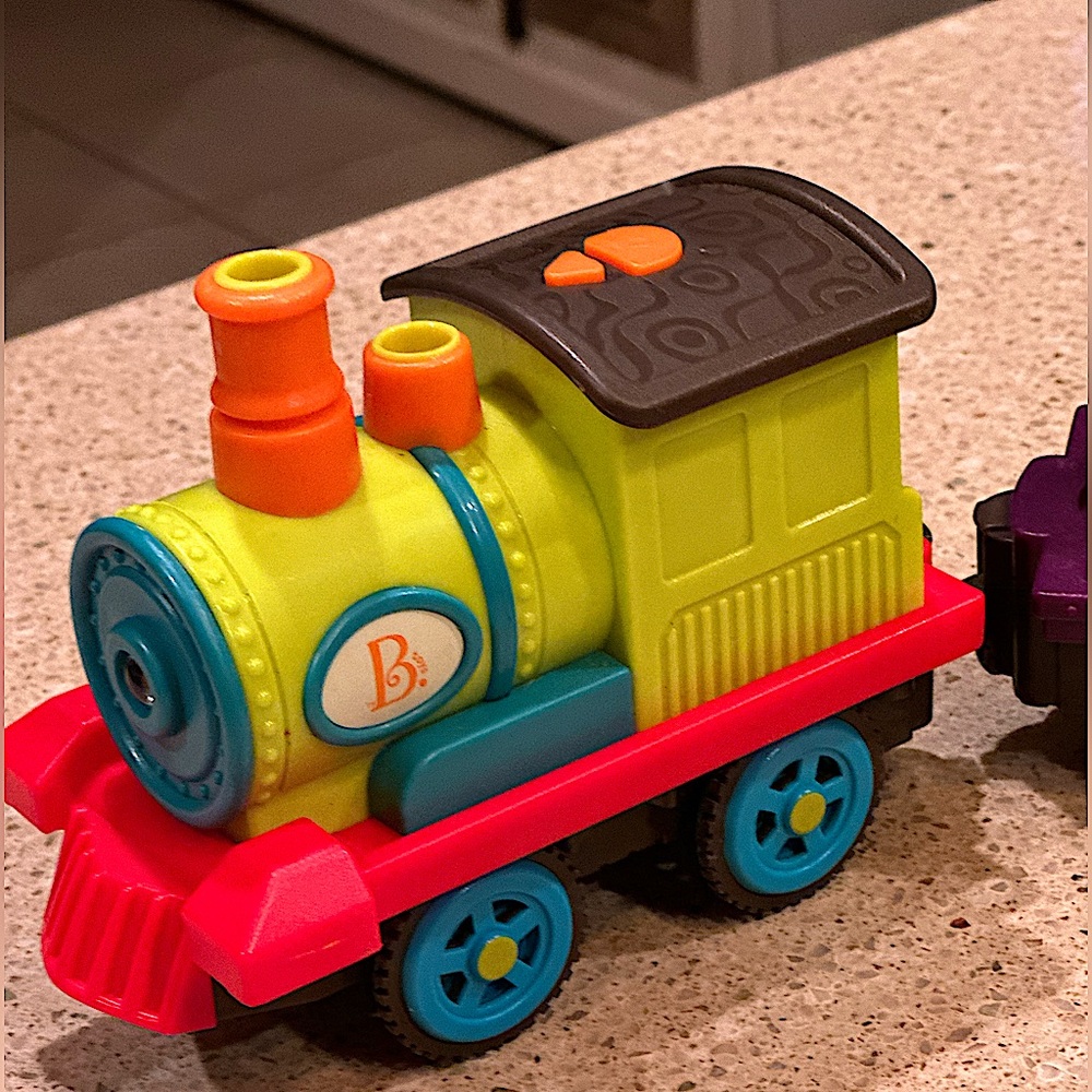 B Toys The Critter Express 7 Cars /. Great Replacement Cars Option w/o Track - Picture 5 of 15